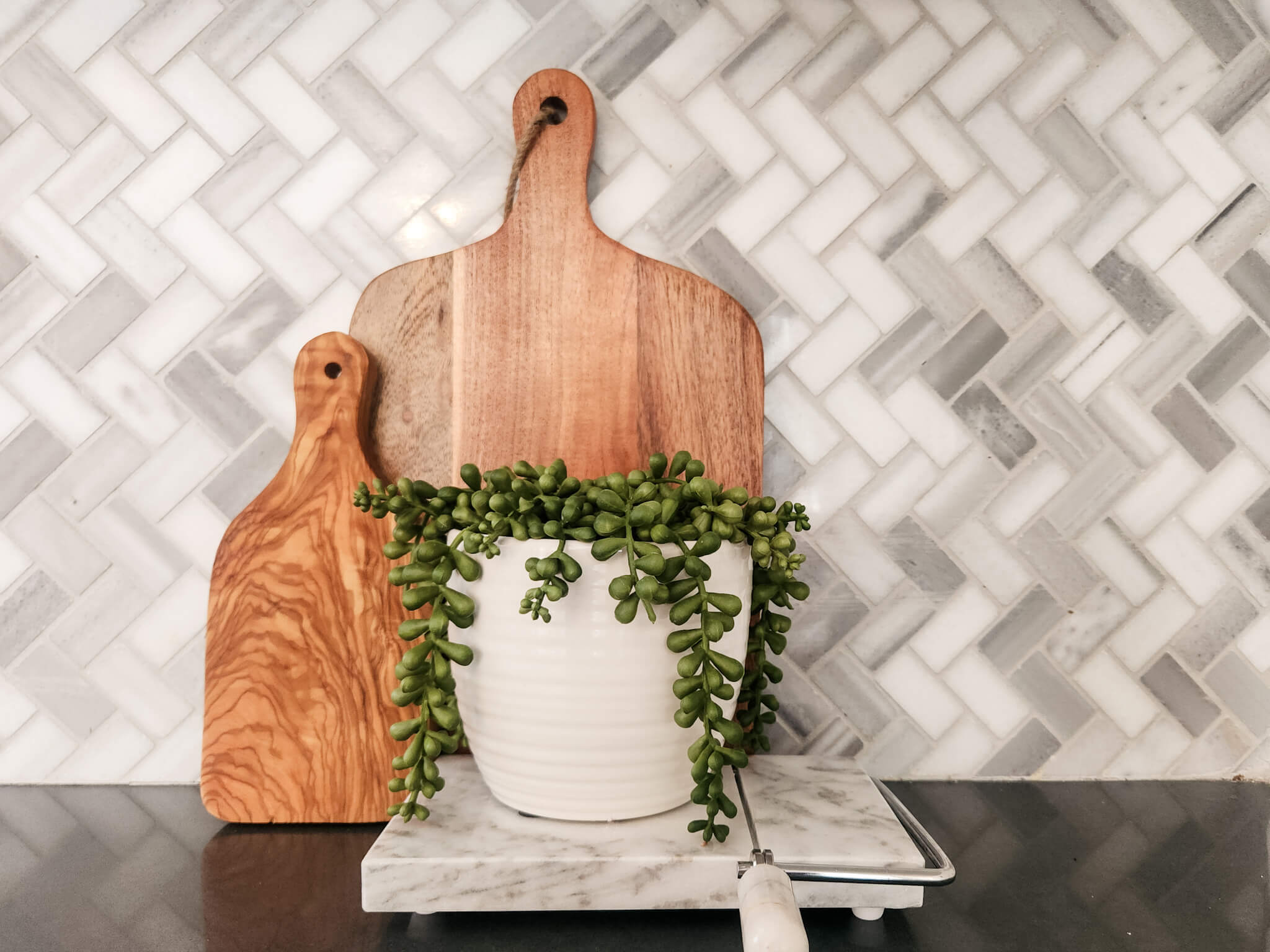 Award-Winning-Home-Stager-Monmouth-County-New-Jersey kitchen-styling-middletown-nj